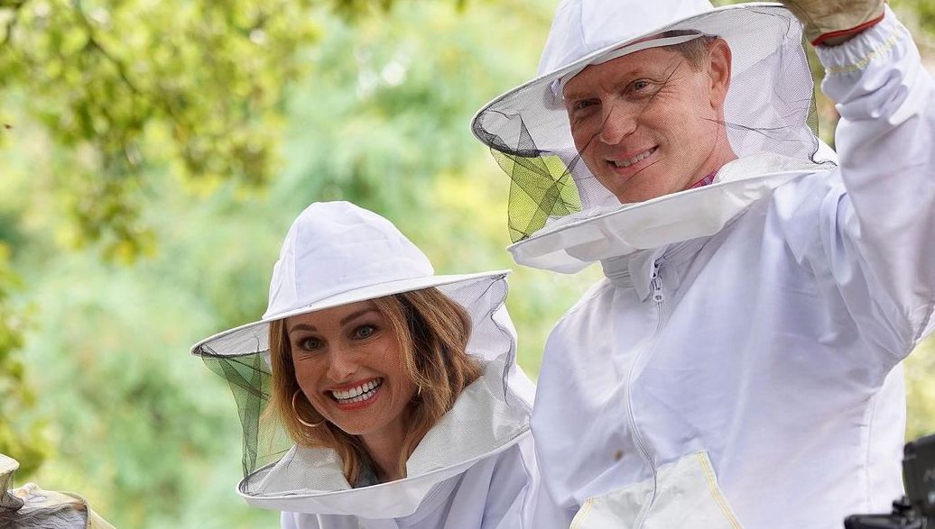 Bobby Flay and Giada